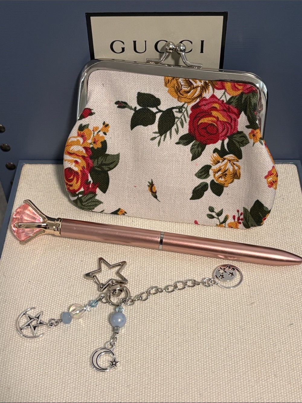 🌺🌺LIVE SHOW LISTING🌺🌺1 Random Floral Kisslock Diamond Pen & Bag Charm